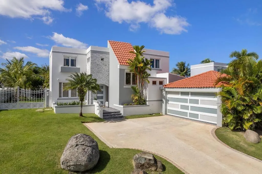 Apartment Enchanted Hideaway With Private Pool Pitahaya