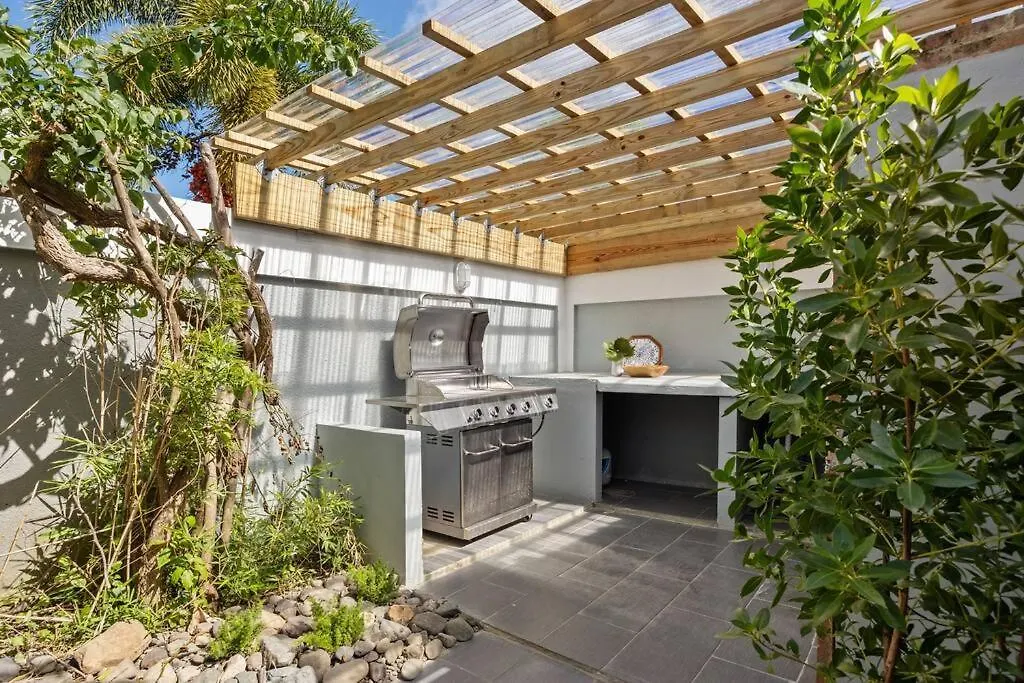 Enchanted Hideaway With Private Pool Pitahaya
